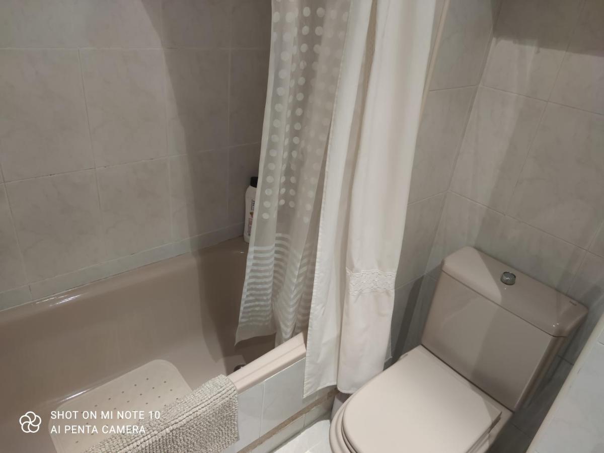 Habitación MV Madrid Exterior foto