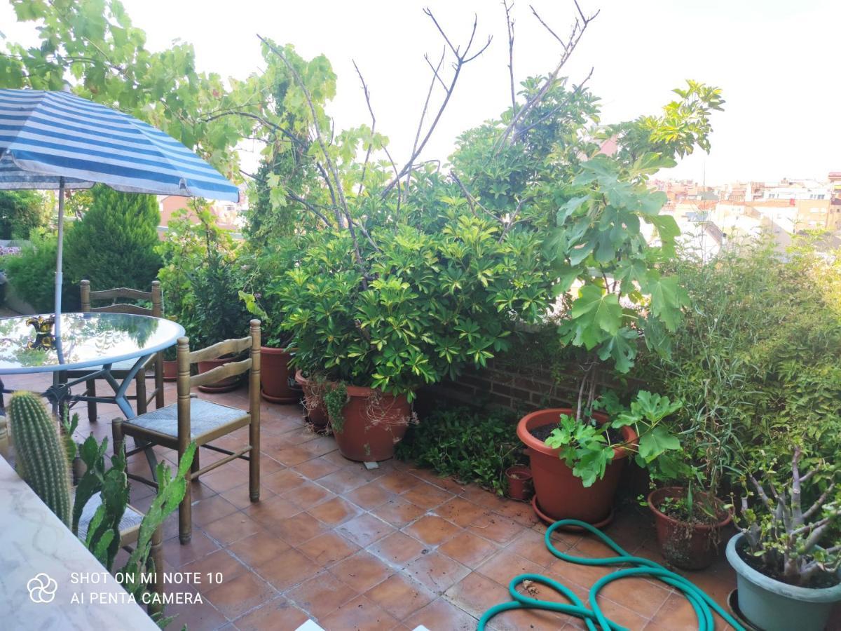 Habitación MV Madrid Exterior foto
